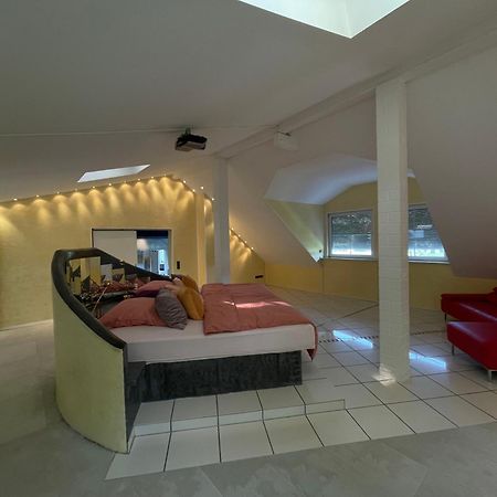 Ferienwohnung Riverside Resort Idyllisch Direkt An Der Lahn Диц Екстериор снимка